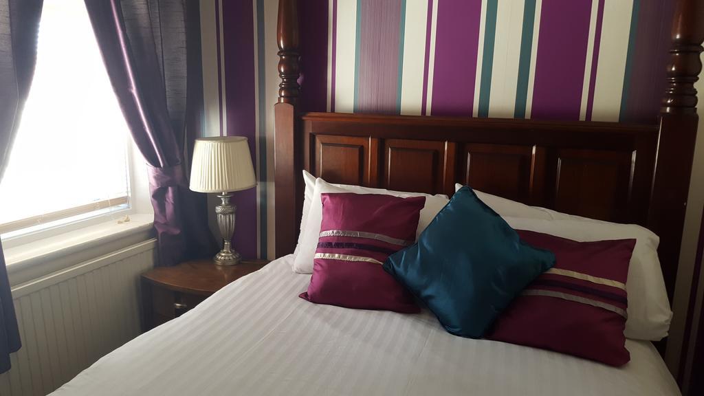 Hotel Crystals On The Prom à Blackpool Extérieur photo